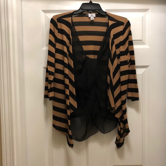 Light Woman’s Sweater - Picture 2 of 4